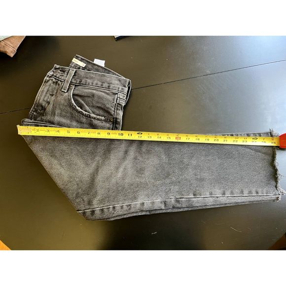 Levis Women Middy Straight Jeans, Washed Black, Size W26, red tab, zip fly jeans - Picture 15 of 16